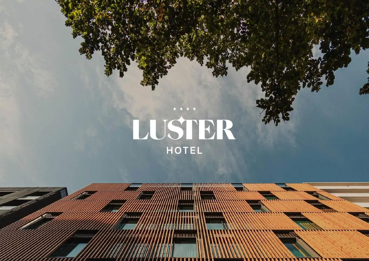 Luster Hotel Лиссабон