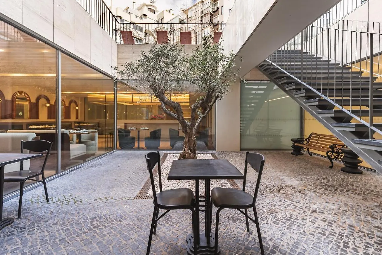 ליסבון Luster Hotel 4*,  פורטוגל
