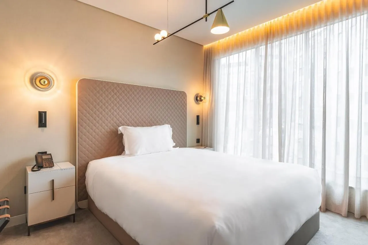 ליסבון Luster Hotel