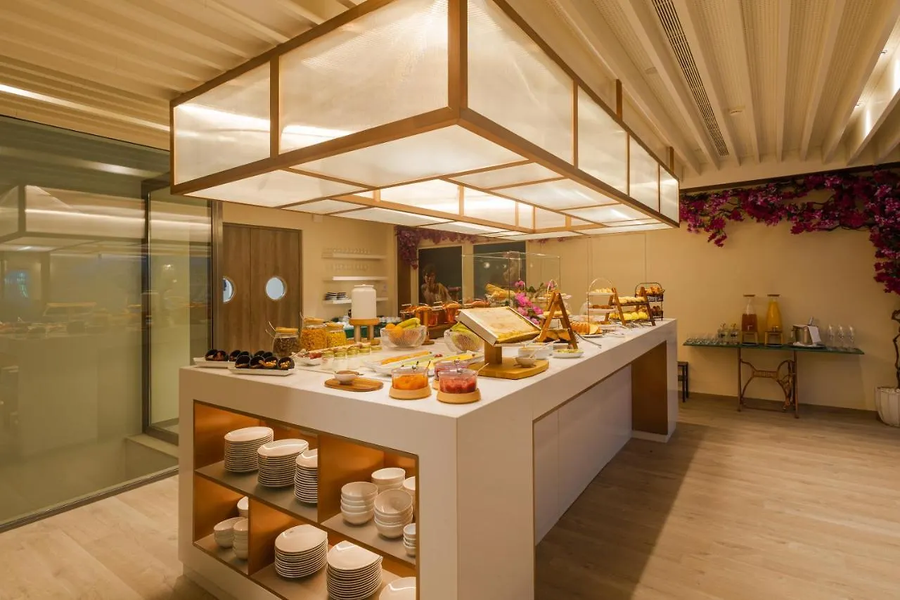 Luster Hotel Lisboa
